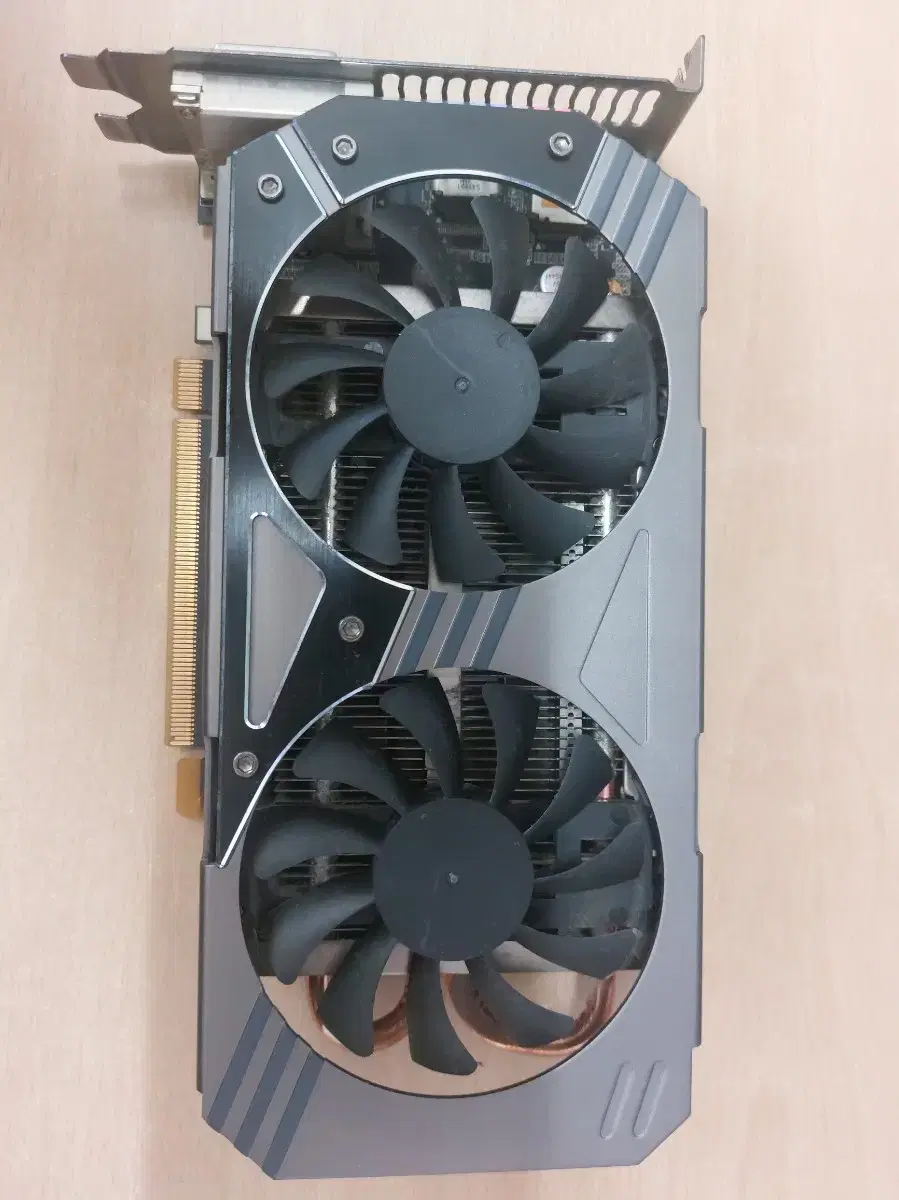 조택 gtx960 2g 그래픽카드 상태 좋아요!